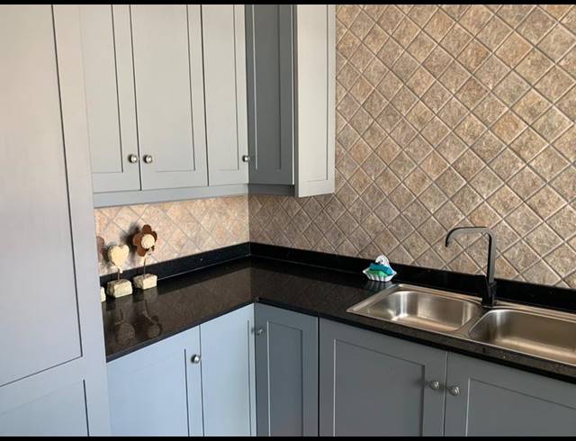 4 BEDROOM HOUSE FOR SALE IN VANDERBIJLPARK SW 5